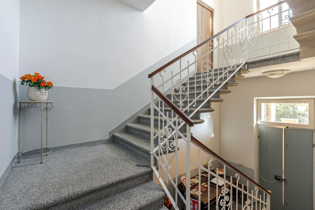 Al 33 Di Via Roma - Apartments كاردانو آل كامبو المظهر الخارجي الصورة