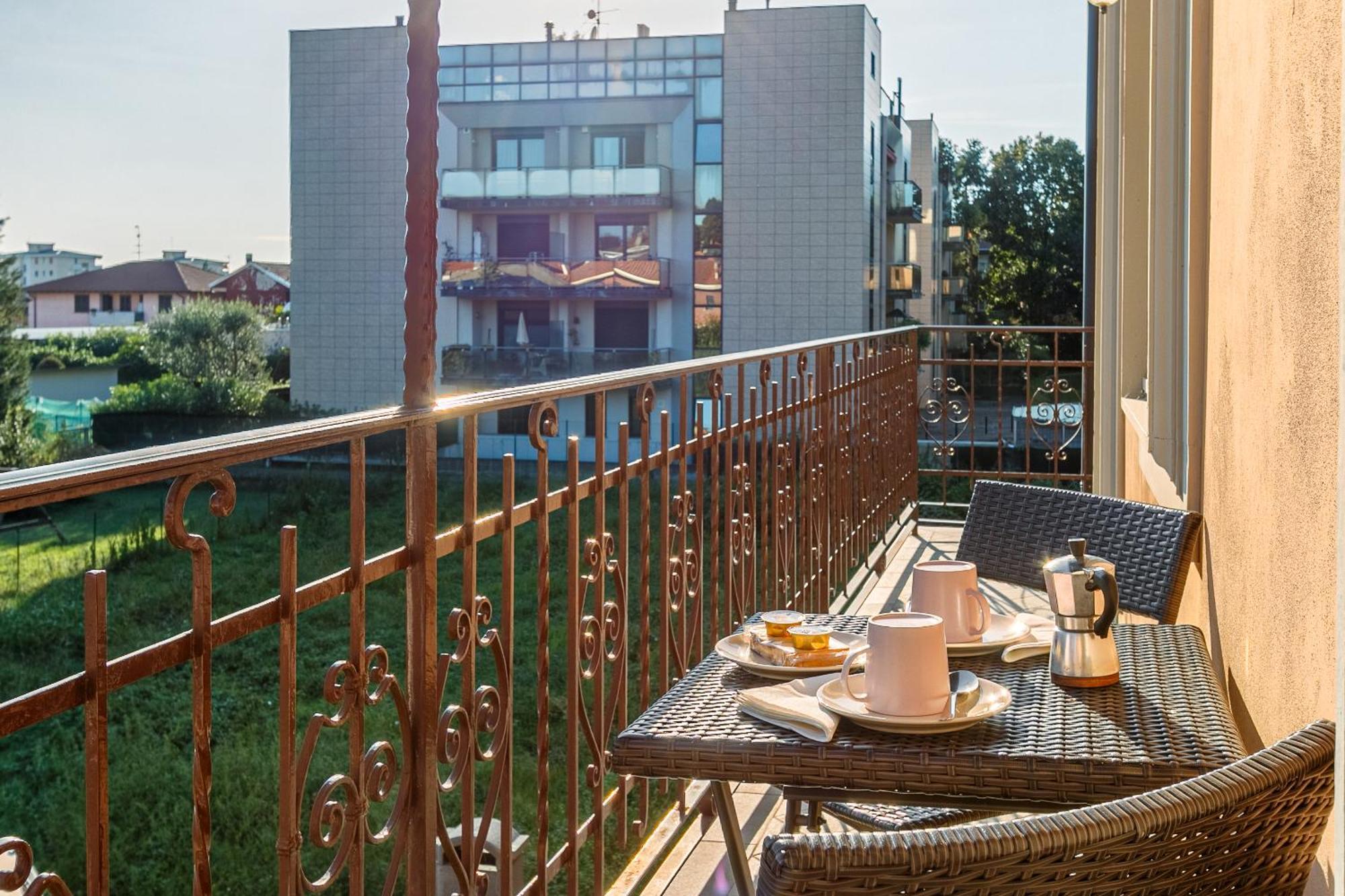 Al 33 Di Via Roma - Apartments كاردانو آل كامبو المظهر الخارجي الصورة